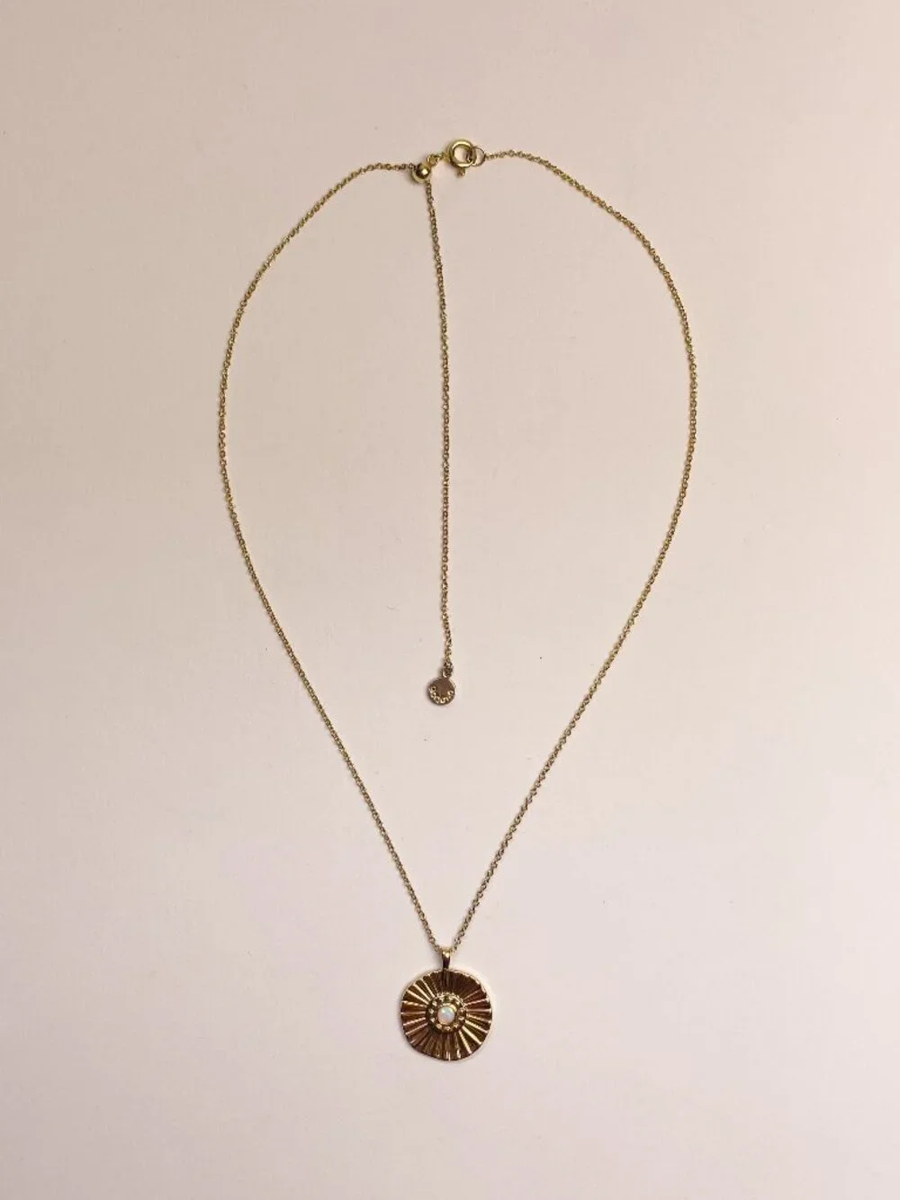 Gorjana Gold Sunburst Opal Gemstone Round Pendant Charm Slider Chain Necklace